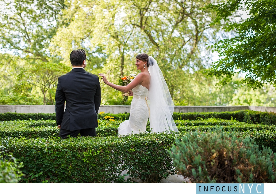 Genevieve + Greg Wedding at Vanderbilt Mansion_0017