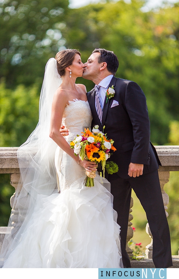 Genevieve + Greg Wedding at Vanderbilt Mansion_0133