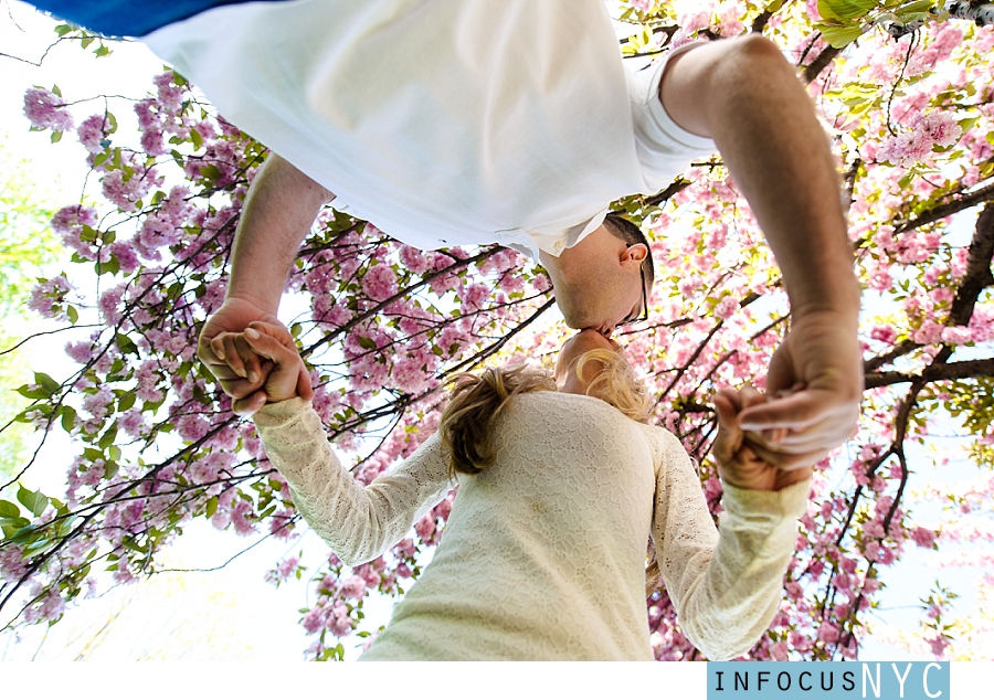 Sarah + Rob Engagement In Central Park_0002