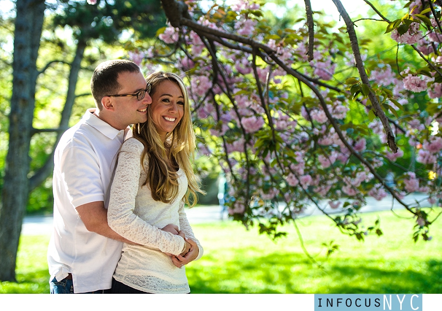 Sarah + Rob Engagement In Central Park_0003