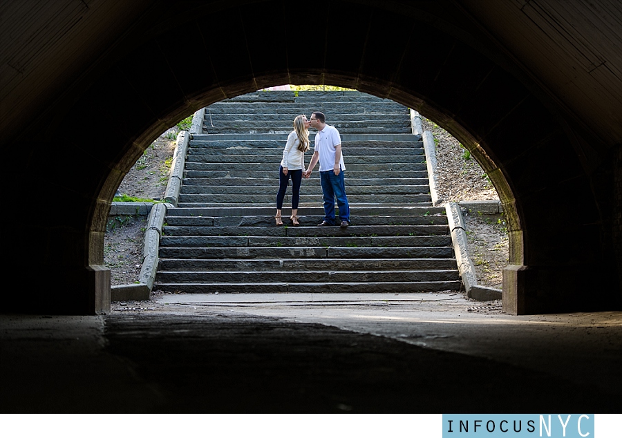 Sarah + Rob Engagement In Central Park_0004