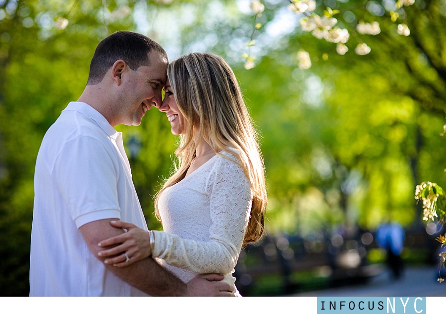 Sarah + Rob Engagement In Central Park_0012