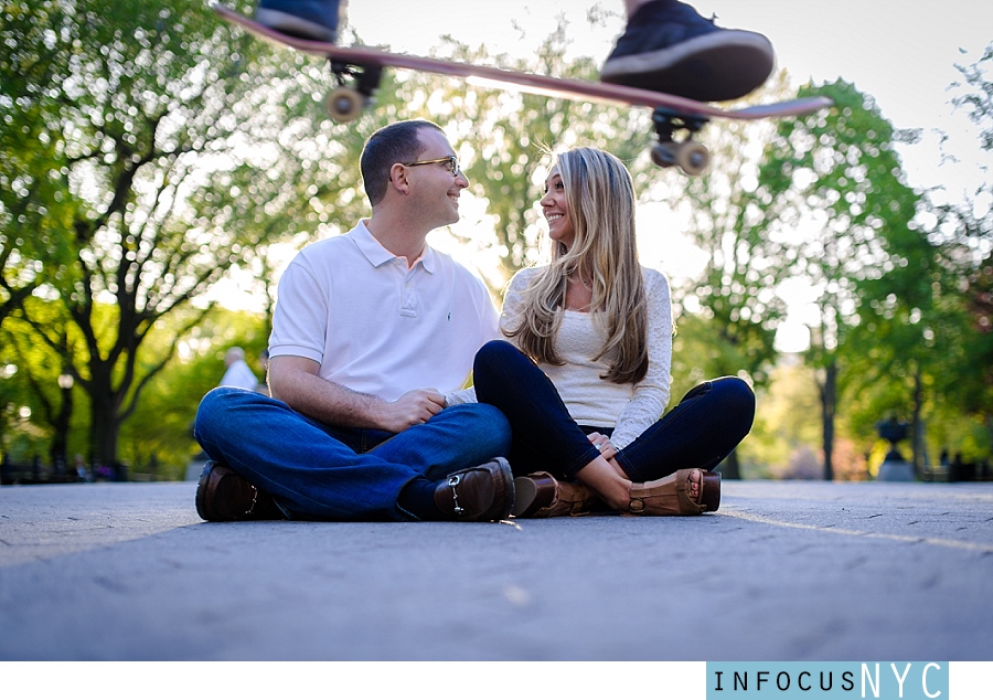 Sarah + Rob Engagement In Central Park_0018