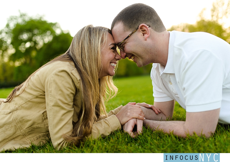 Sarah + Rob Engagement In Central Park_0022