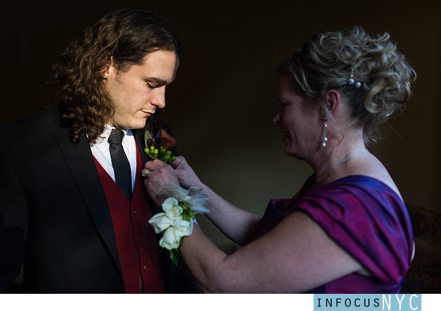 Amanda + Angelo Wedding at Coindre Hall_0015